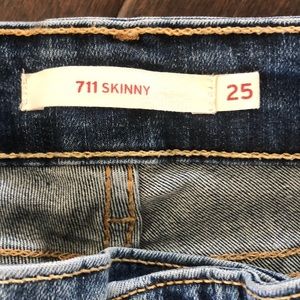 levis 211 jeans